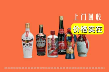 覃塘区求购高价回收老酒